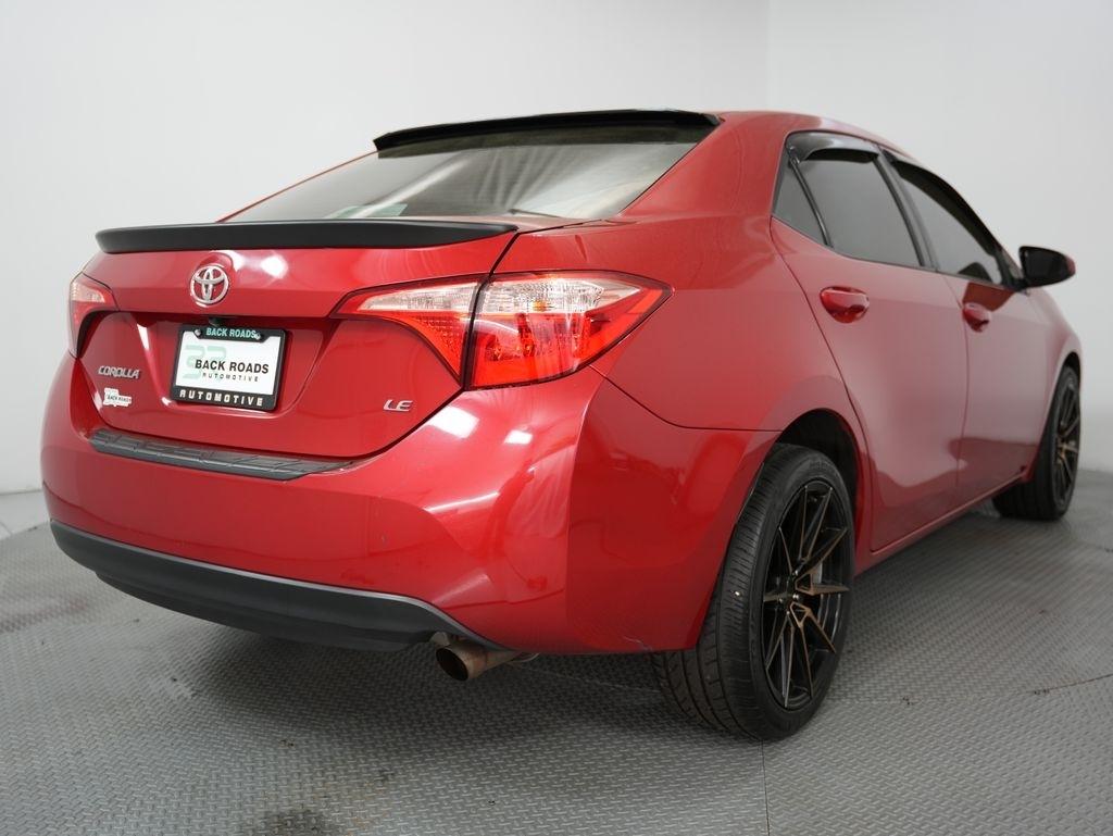 Toyota Corolla XLE CVT (Natl) 2019
