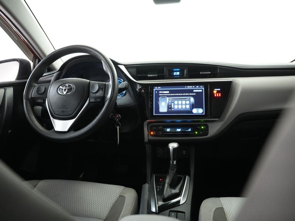 Toyota Corolla XLE CVT (Natl) 2019