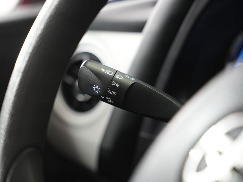 Toyota Corolla XLE CVT (Natl) 2019