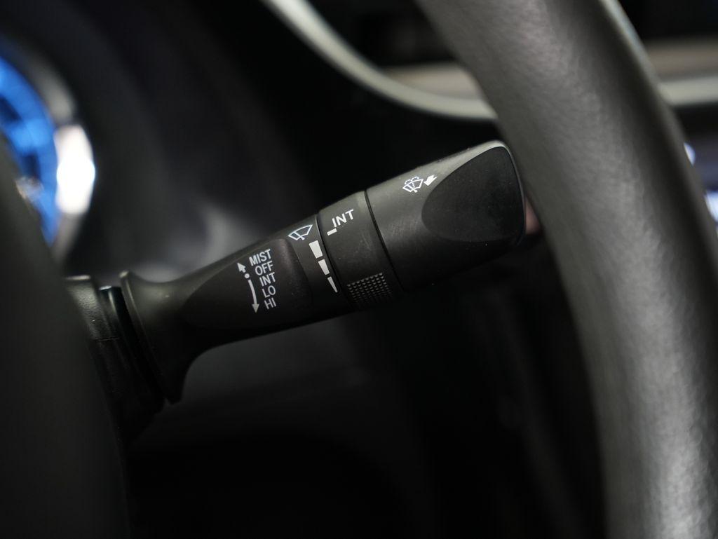 Toyota Corolla XLE CVT (Natl) 2019