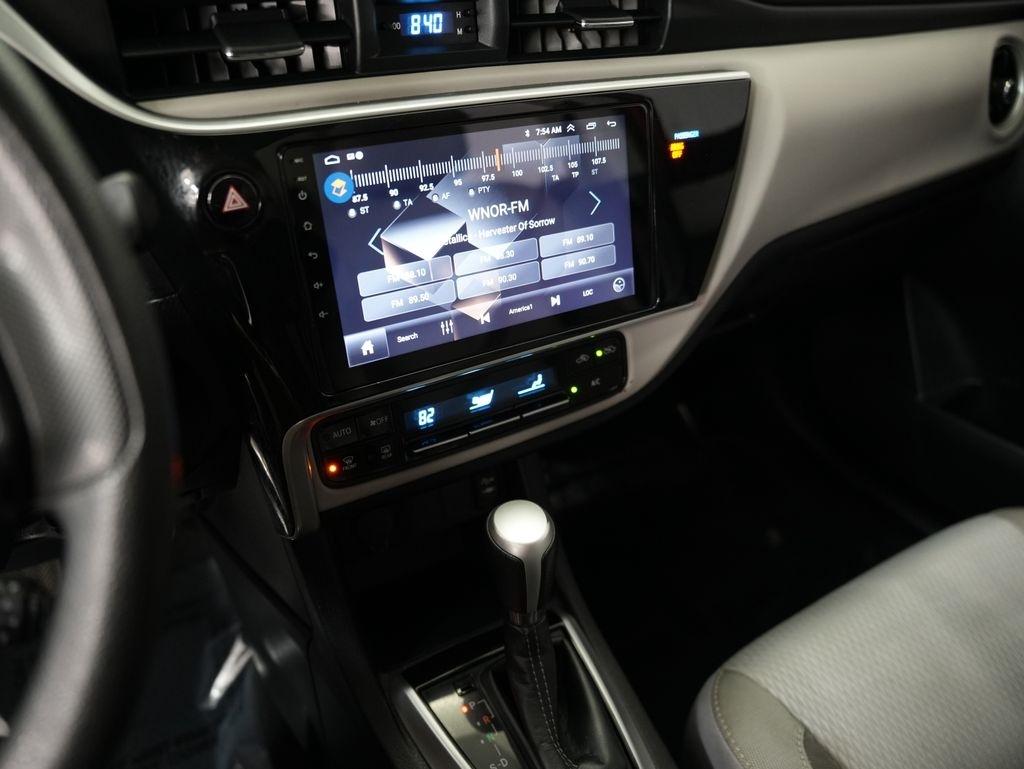 Toyota Corolla XLE CVT (Natl) 2019