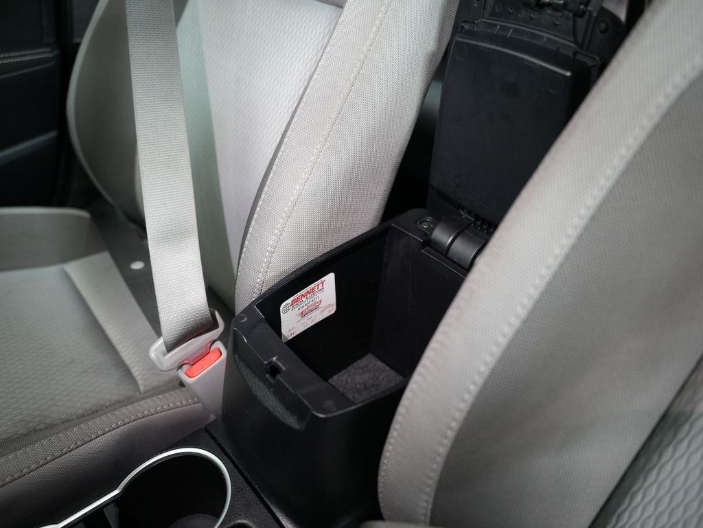 Toyota Corolla XLE CVT (Natl) 2019