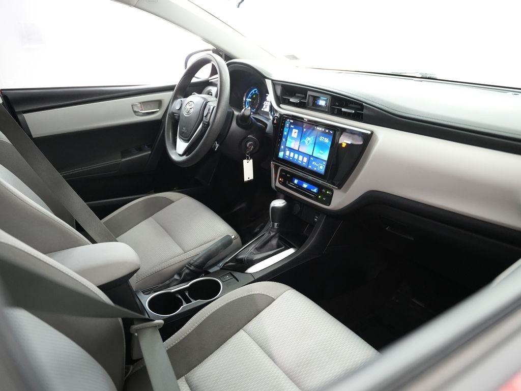Toyota Corolla XLE CVT (Natl) 2019