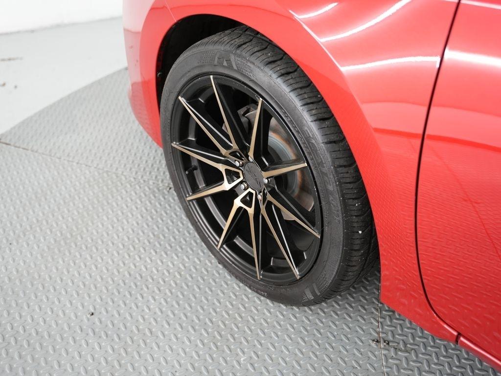 Toyota Corolla XLE CVT (Natl) 2019