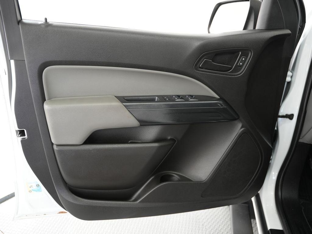 GMC Canyon 2WD Crew Cab 128.3" 2017