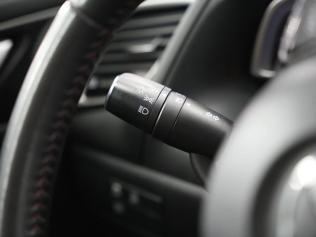 Mazda MAZDA3 5dr HB Auto i Touring 2015