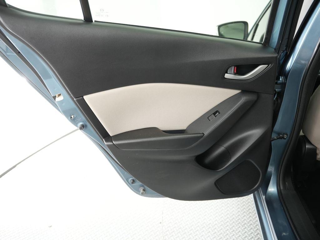 Mazda MAZDA3 5dr HB Auto i Touring 2015