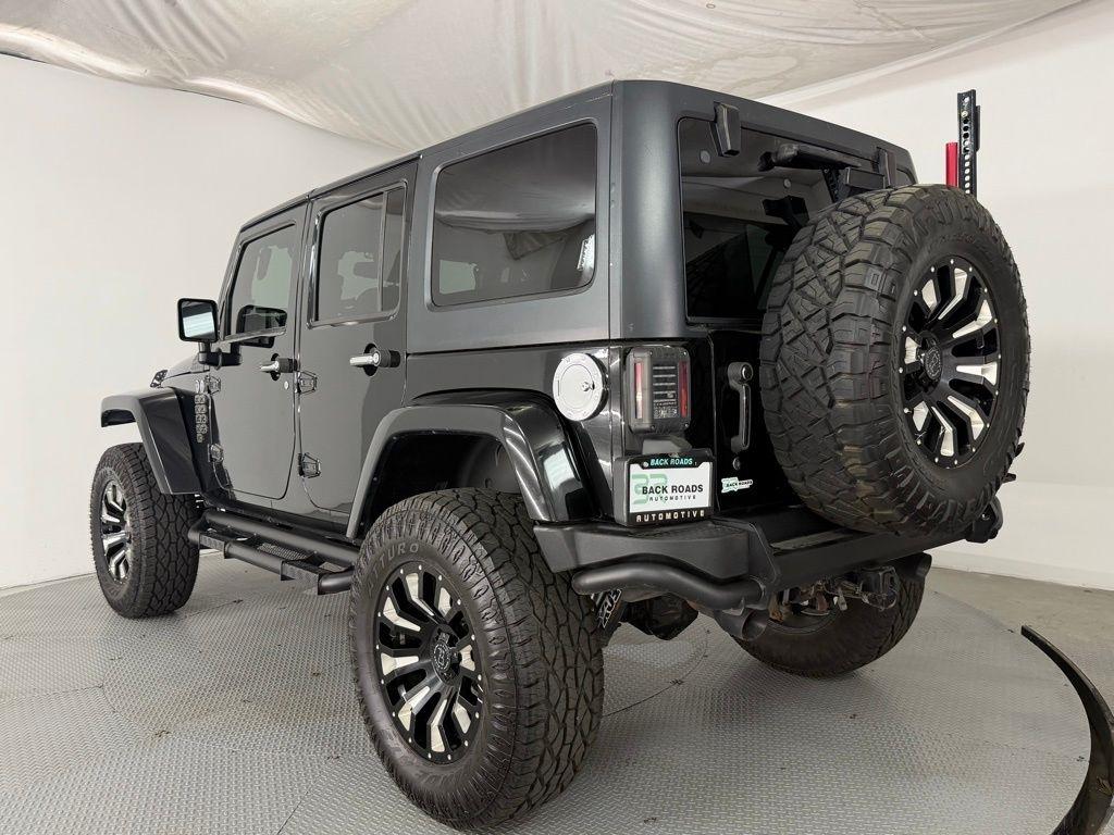 Jeep Wrangler Unlimited 4WD 4dr Sahara 2016