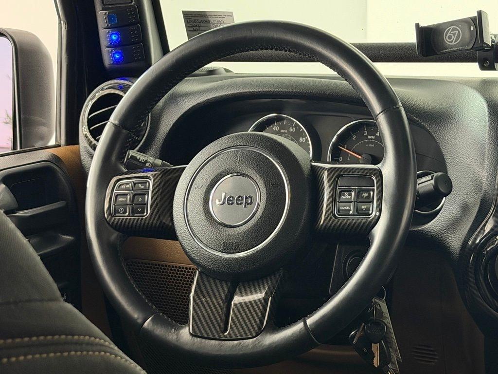 Jeep Wrangler Unlimited 4WD 4dr Sahara 2016