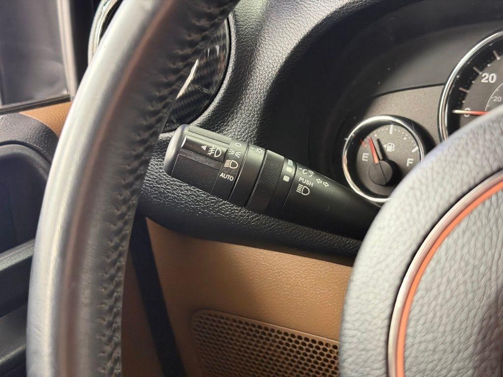 Jeep Wrangler Unlimited 4WD 4dr Sahara 2016