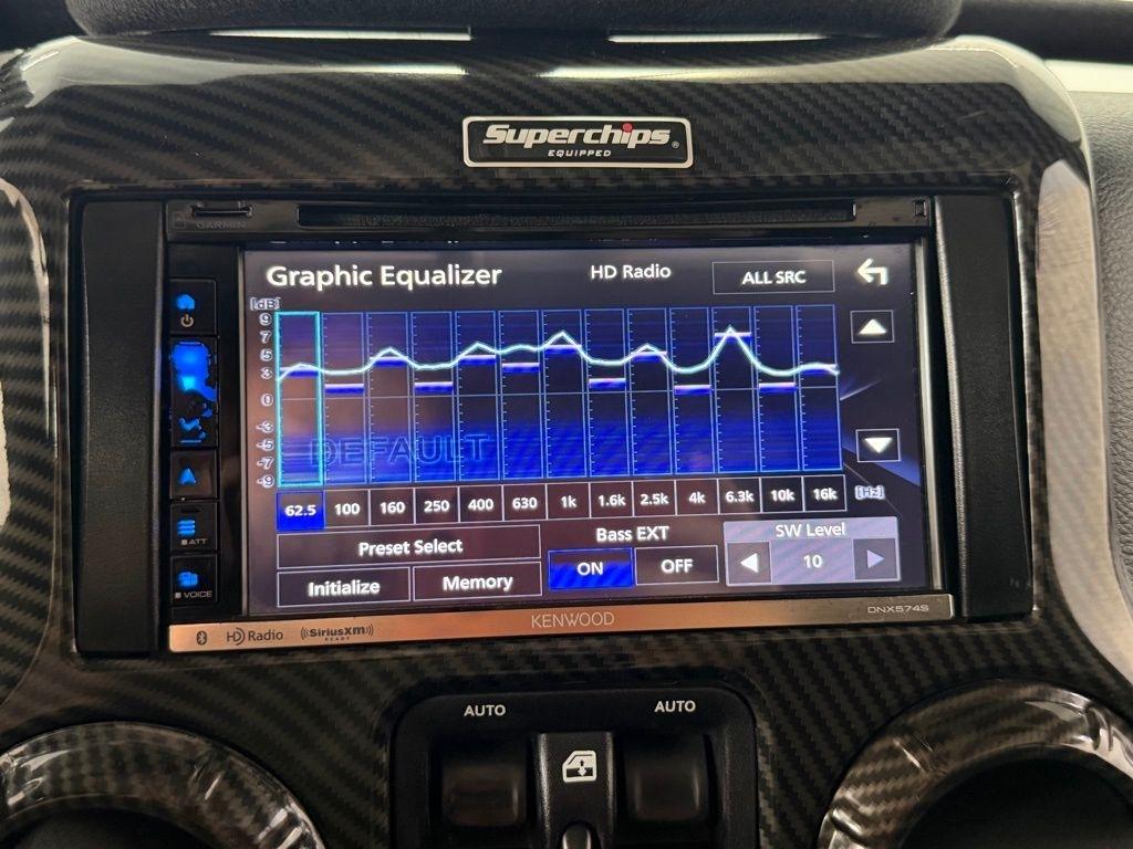 Jeep Wrangler Unlimited 4WD 4dr Sahara 2016