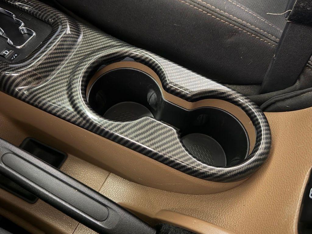 Jeep Wrangler Unlimited 4WD 4dr Sahara 2016