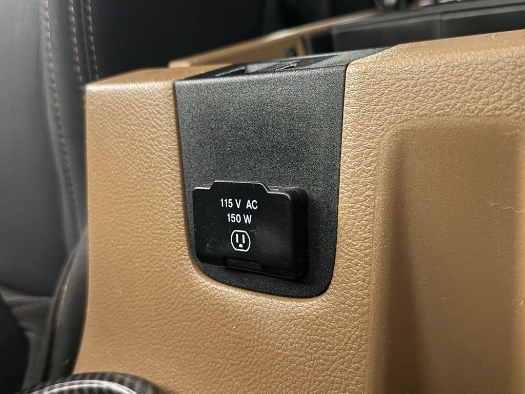 Jeep Wrangler Unlimited 4WD 4dr Sahara 2016