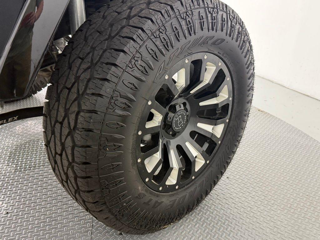 Jeep Wrangler Unlimited 4WD 4dr Sahara 2016
