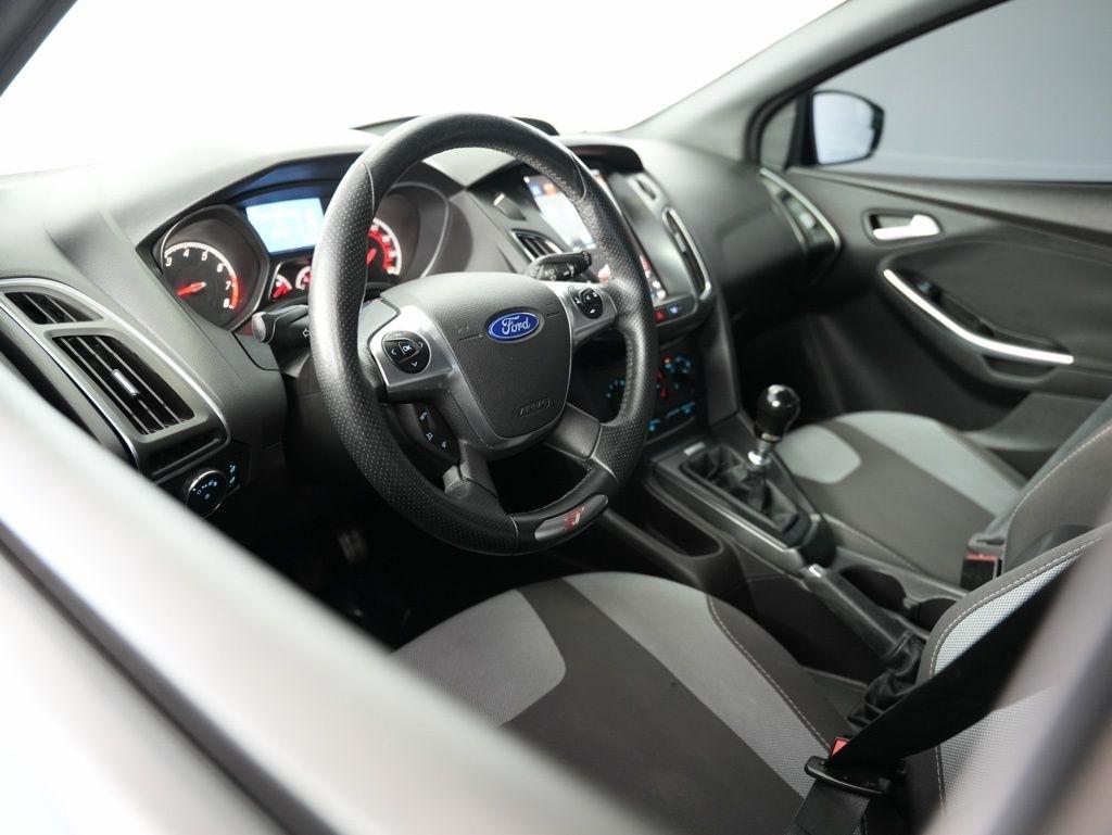 Ford Focus 5dr HB ST 2014