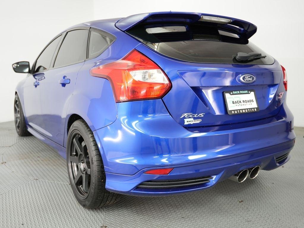 Ford Focus 5dr HB ST 2014