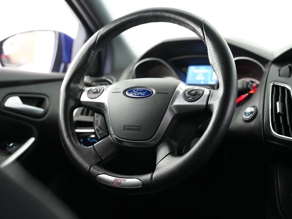Ford Focus 5dr HB ST 2014