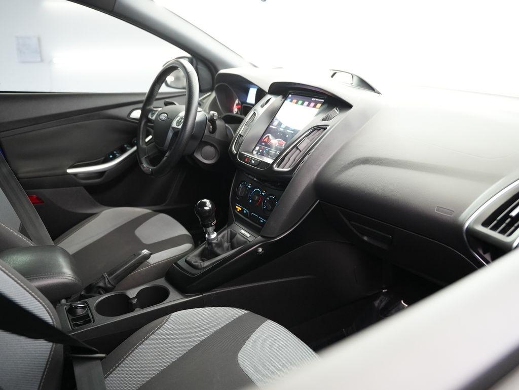 Ford Focus 5dr HB ST 2014