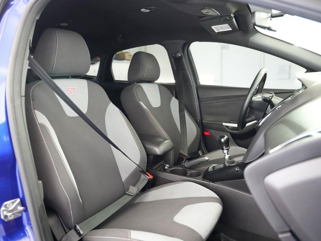 Ford Focus 5dr HB ST 2014