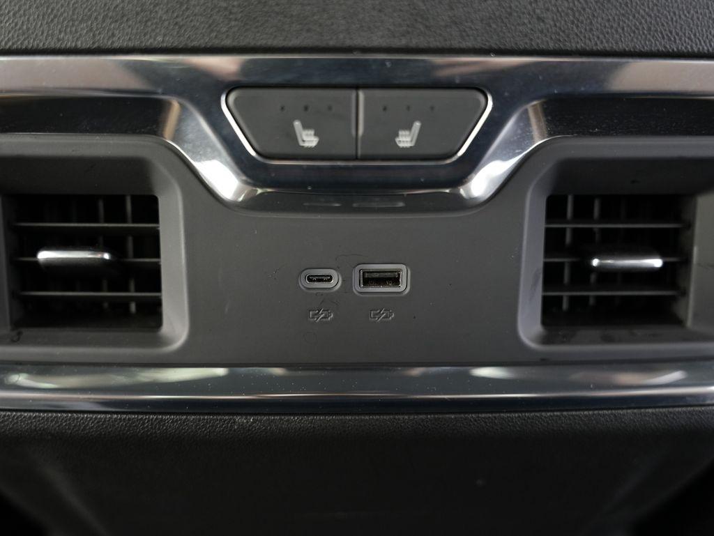 GMC Sierra 1500 4WD Crew Cab 147" Denali Ultimate 2024