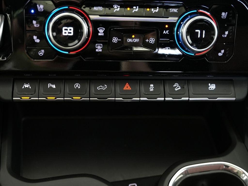 GMC Sierra 1500 4WD Crew Cab 147" Denali Ultimate 2024