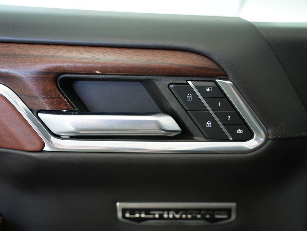 GMC Sierra 1500 4WD Crew Cab 147" Denali Ultimate 2024