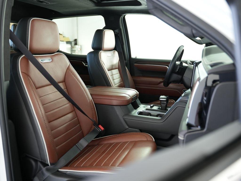 GMC Sierra 1500 4WD Crew Cab 147" Denali Ultimate 2024