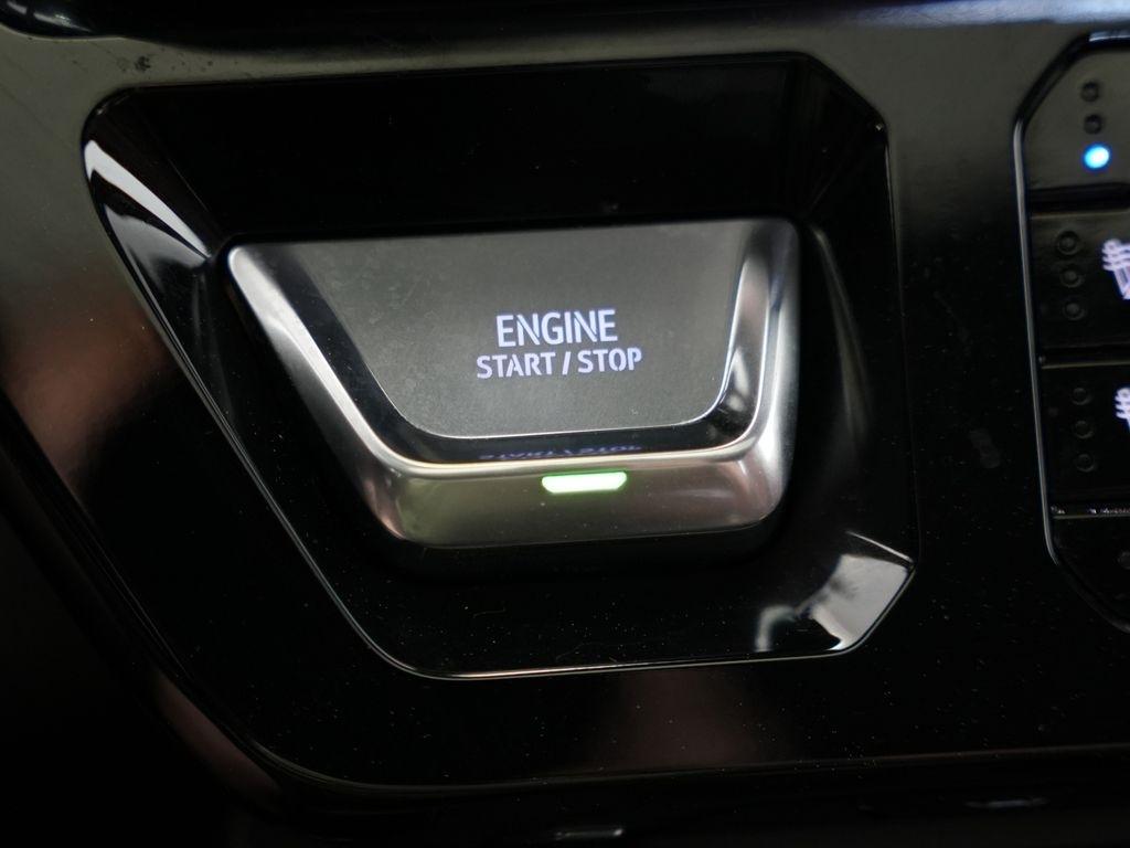 GMC Sierra 1500 4WD Crew Cab 147" Denali Ultimate 2024