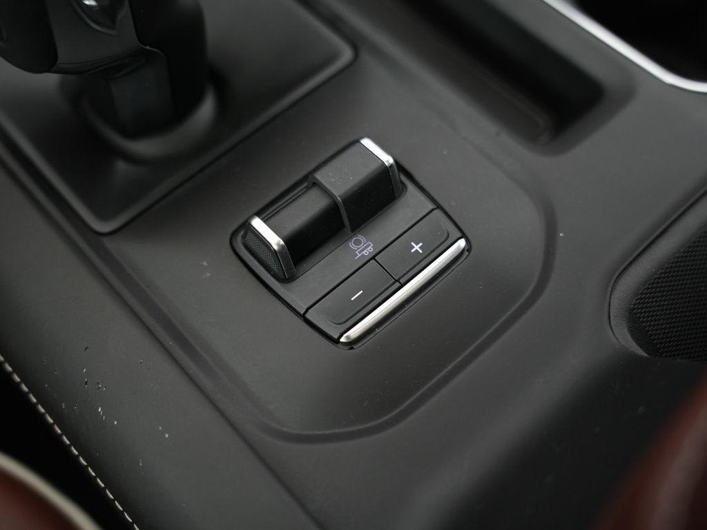 GMC Sierra 1500 4WD Crew Cab 147" Denali Ultimate 2024