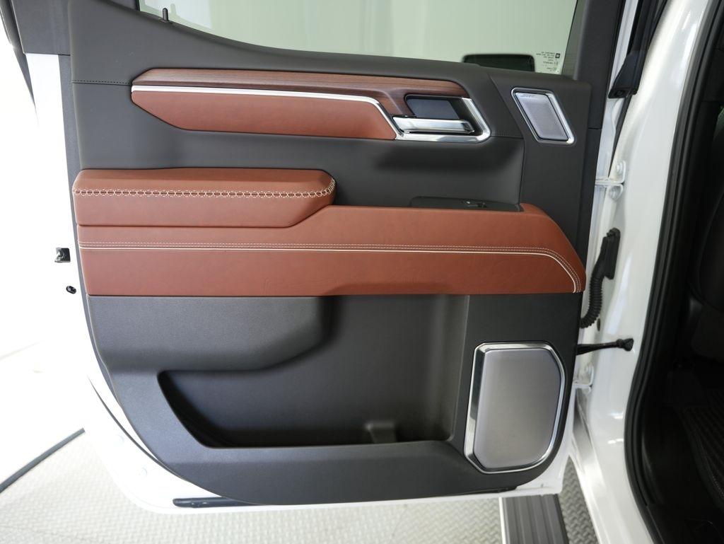 GMC Sierra 1500 4WD Crew Cab 147" Denali Ultimate 2024