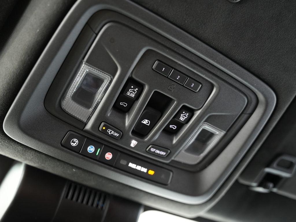 GMC Sierra 1500 4WD Crew Cab 147" Denali Ultimate 2024