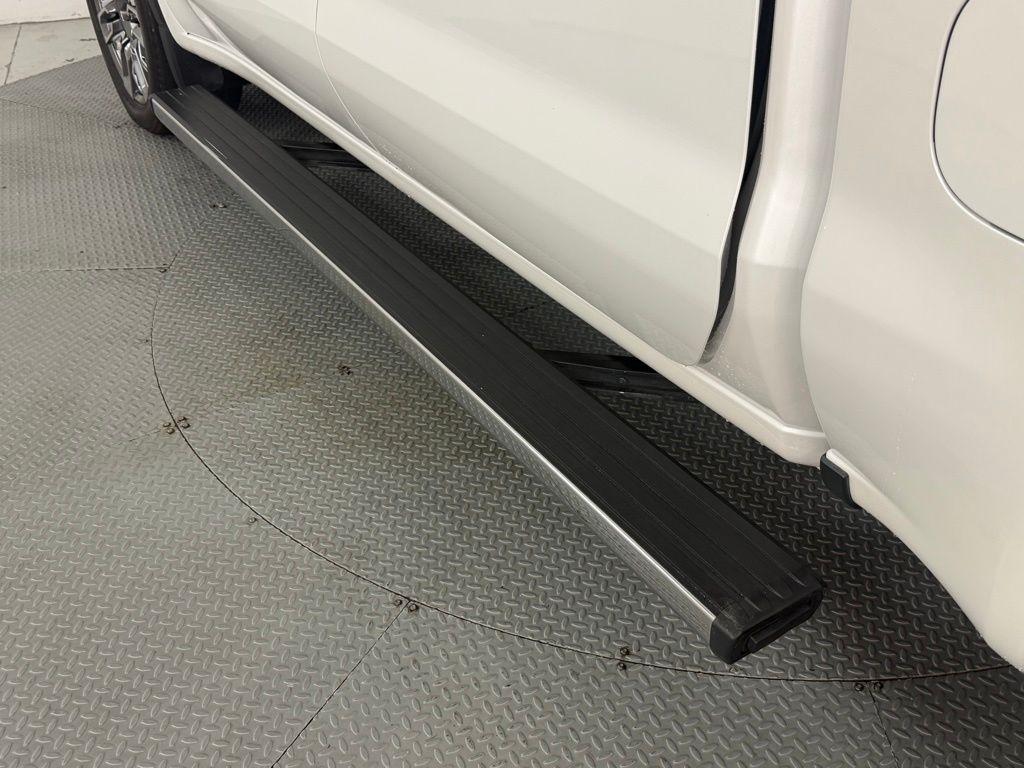 GMC Sierra 1500 4WD Crew Cab 147" Denali Ultimate 2024