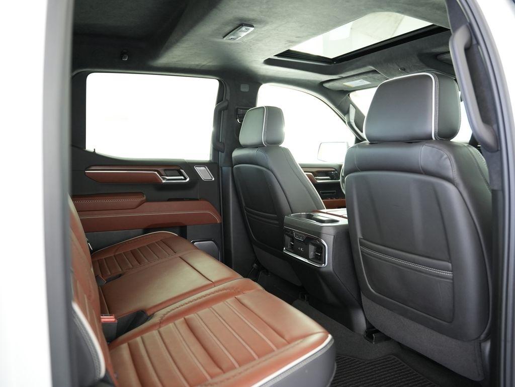 GMC Sierra 1500 4WD Crew Cab 147" Denali Ultimate 2024