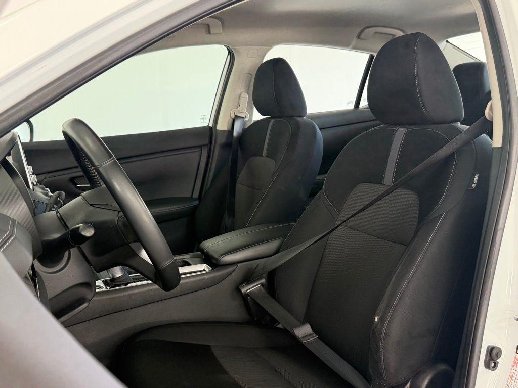 Nissan Sentra SV CVT 2023