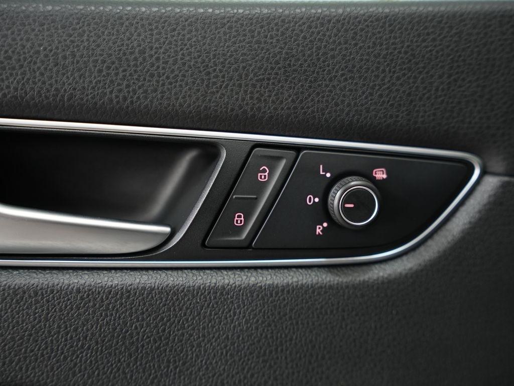 Volkswagen Passat 4dr Sdn 1.8T Auto SE PZEV 2016