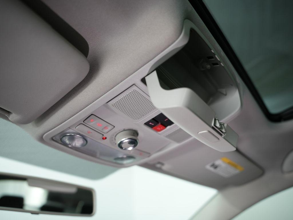 Volkswagen Passat 4dr Sdn 1.8T Auto SE PZEV 2016