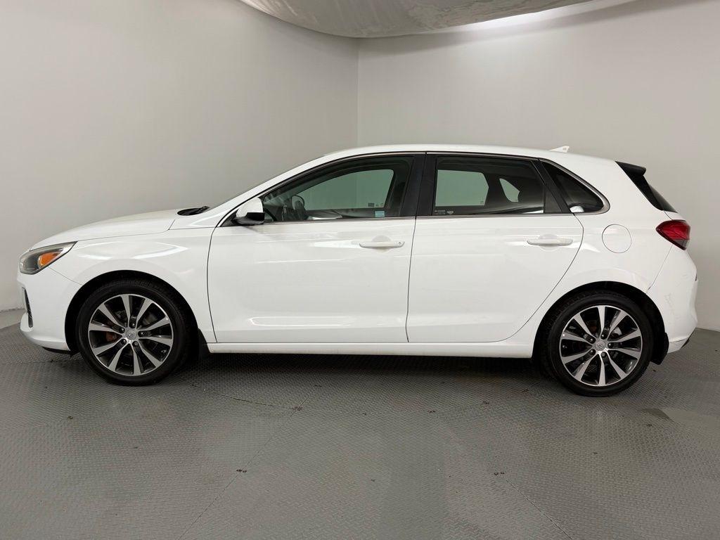 Hyundai Elantra GT Auto 2020