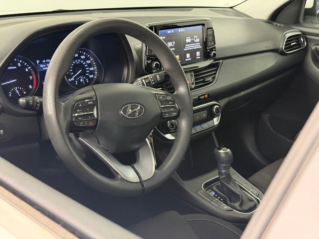 Hyundai Elantra GT Auto 2020