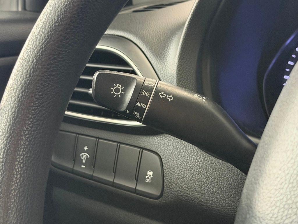 Hyundai Elantra GT Auto 2020