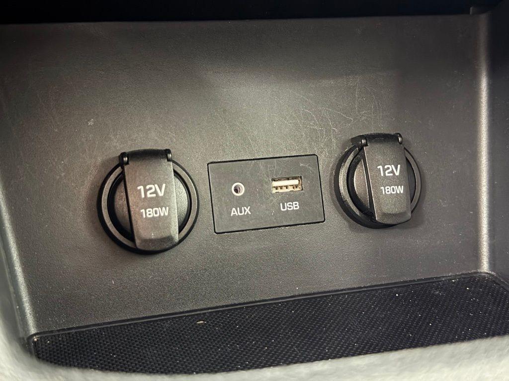 Hyundai Elantra GT Auto 2020