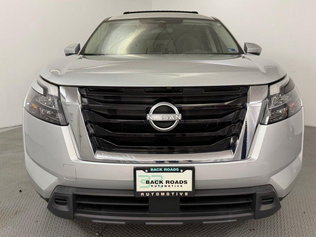 Nissan Pathfinder SV 2WD 2023
