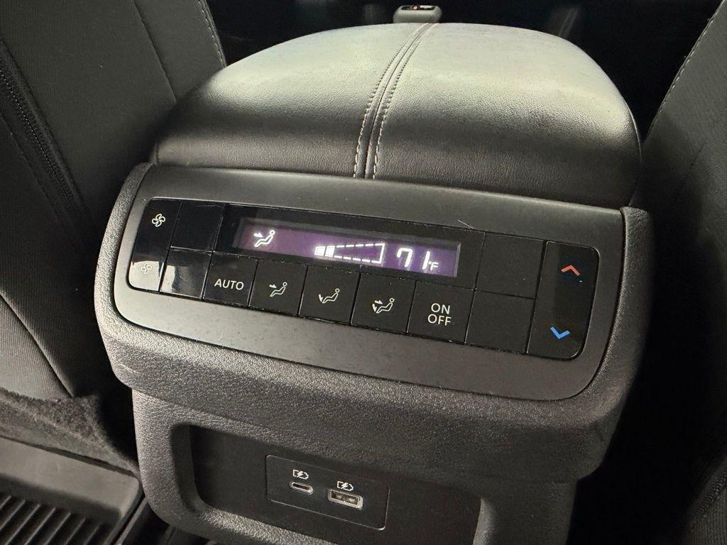 Nissan Pathfinder SV 2WD 2023