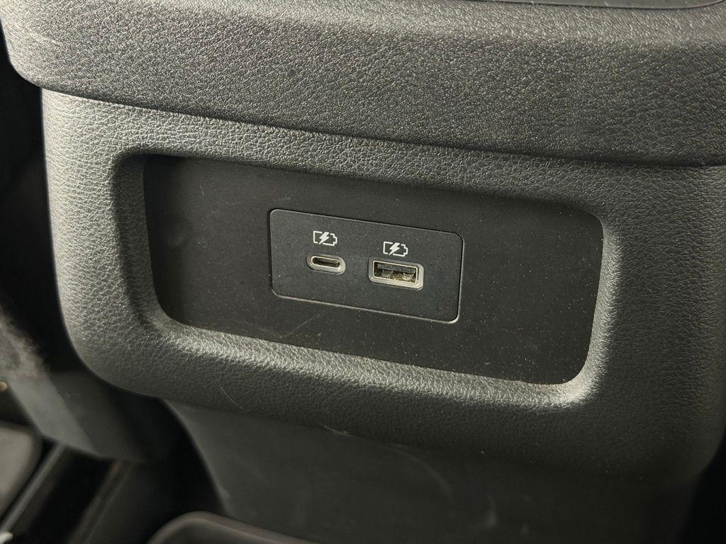 Nissan Pathfinder SV 2WD 2023