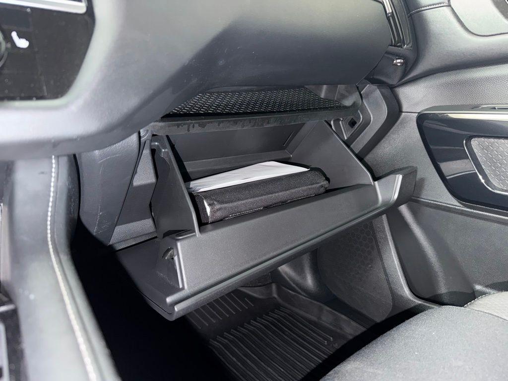 Nissan Pathfinder SV 2WD 2023