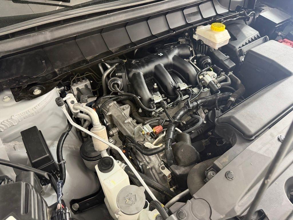 Nissan Pathfinder SV 2WD 2023