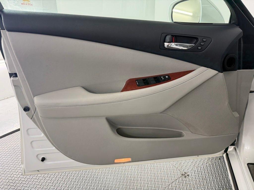 Lexus ES 350 4dr Sdn 2009