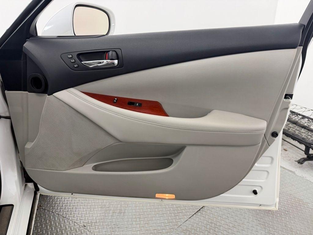 Lexus ES 350 4dr Sdn 2009