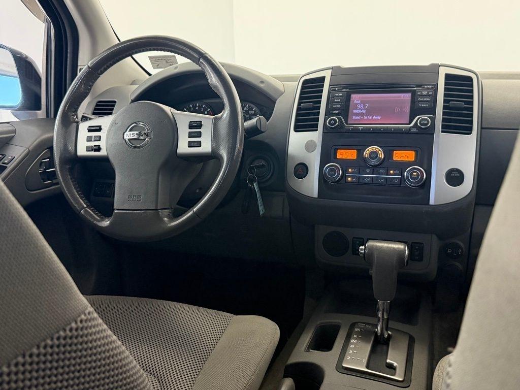 Nissan Frontier Crew Cab 4x2 SV V6 Auto 2018