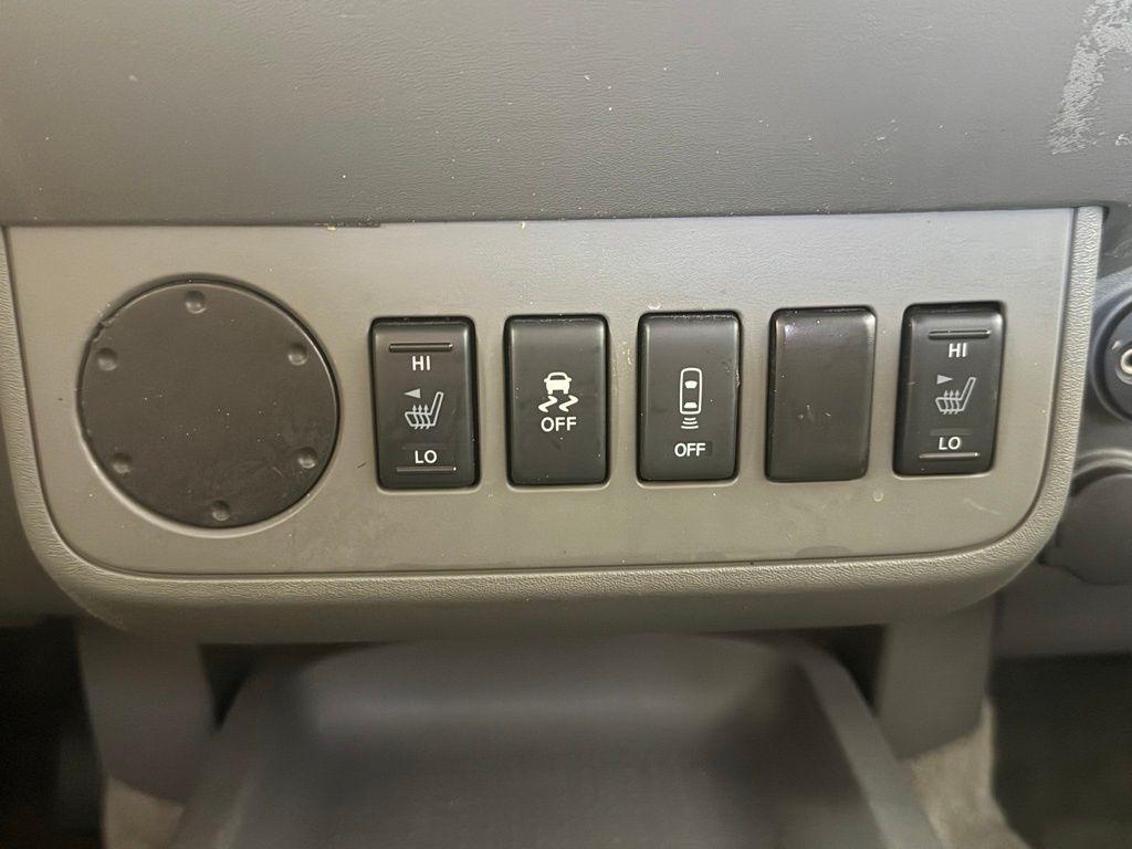 Nissan Frontier Crew Cab 4x2 SV V6 Auto 2018