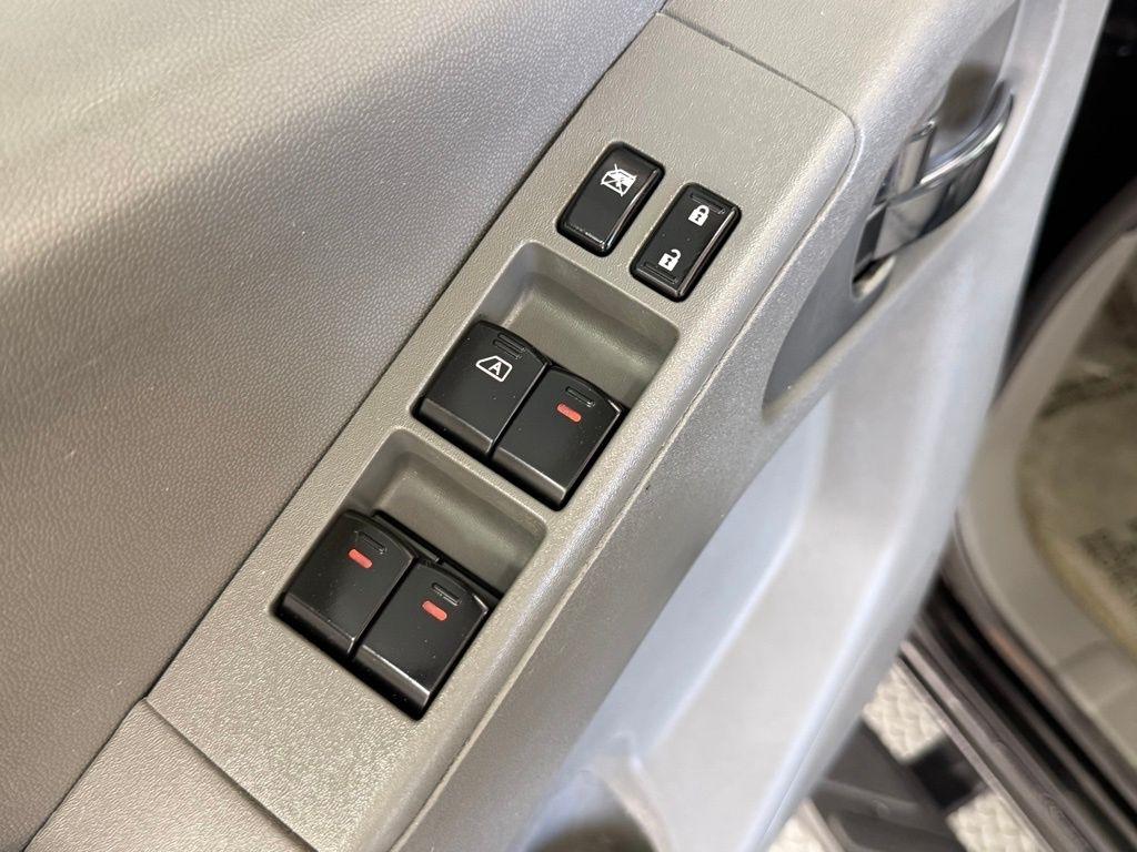 Nissan Frontier Crew Cab 4x2 SV V6 Auto 2018